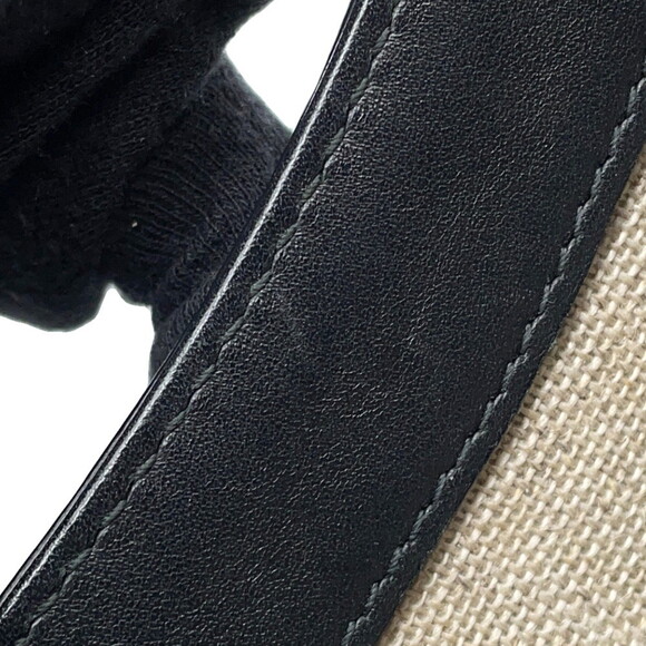 GUCCI Authentic Black Leather Shoulder Bag - Picture 12 of 16